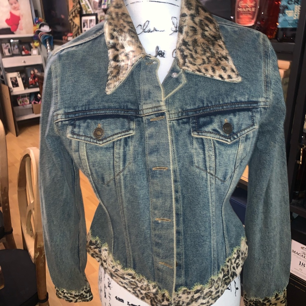 Vintage jeans jacket